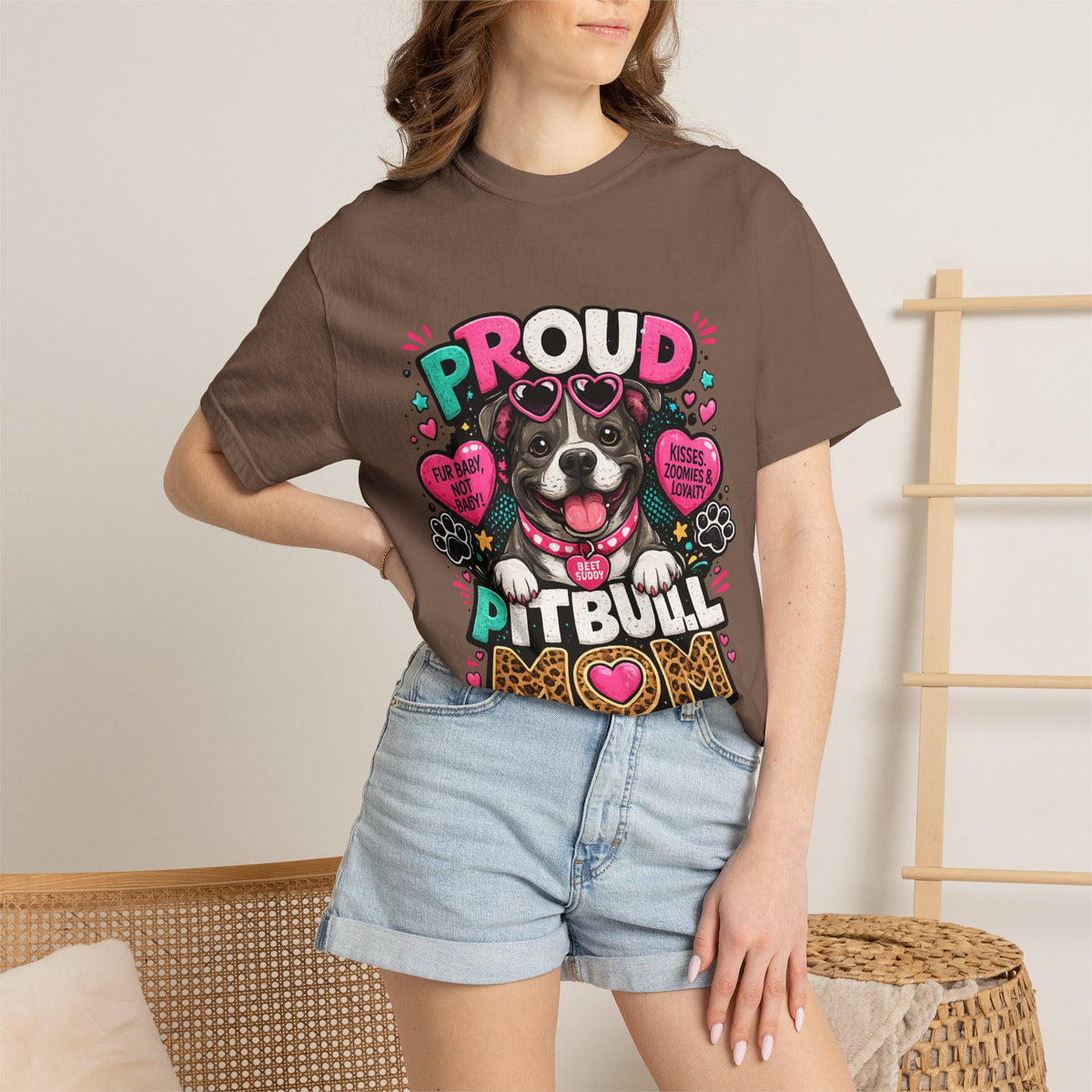 Proud Pitbull Mom T-Shirt | Cute Pitbull Illustration