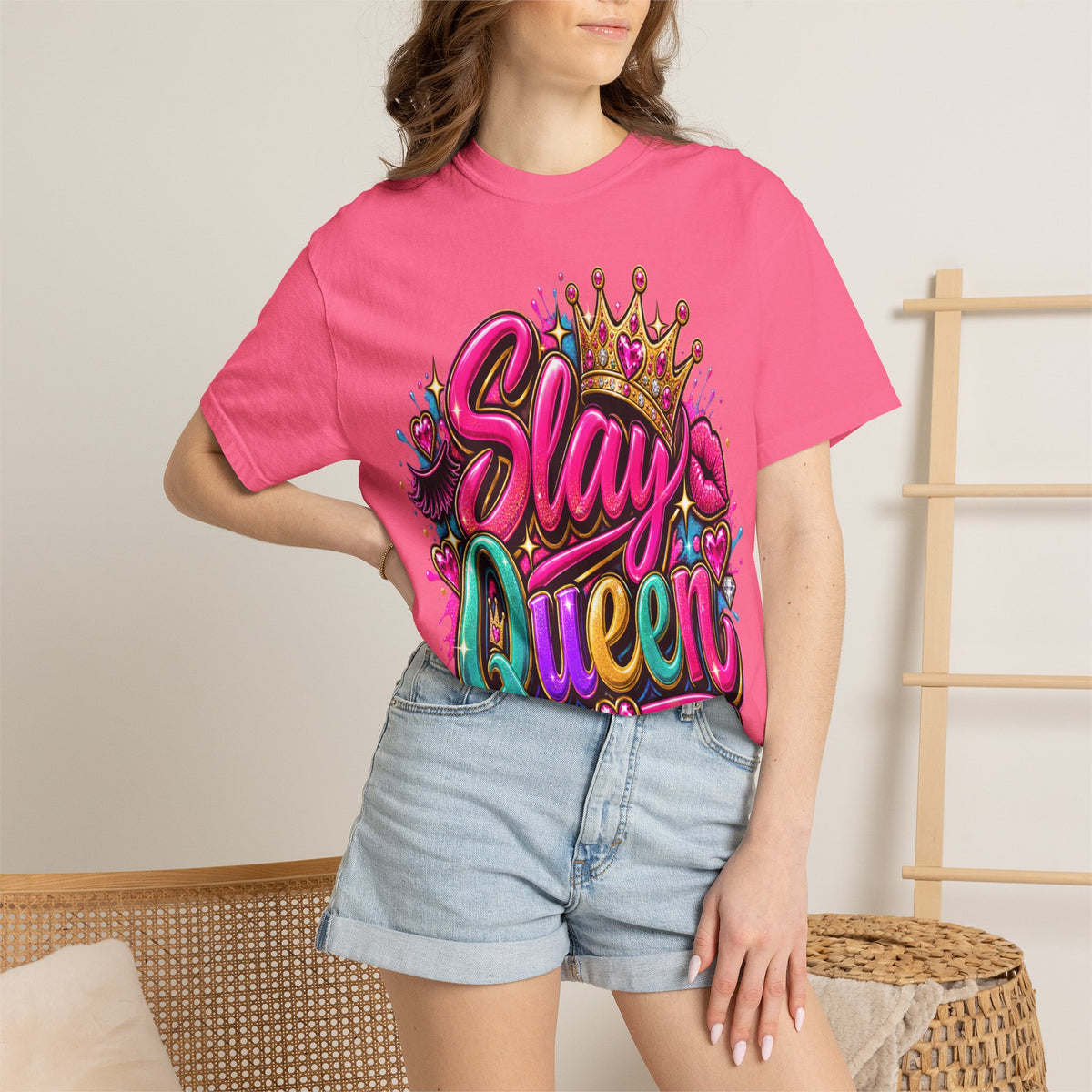 Slay Queen graphic T-Shirt | Crown graffiti style