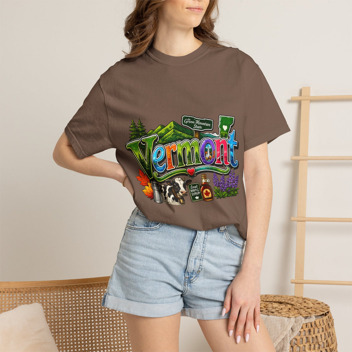 Vermont postcard collage T-shirt | State travel design