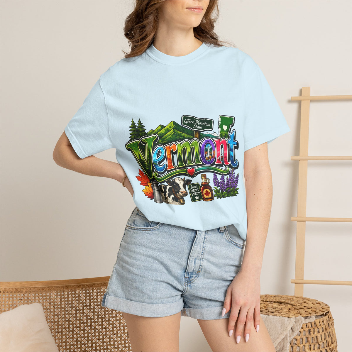 Vermont postcard collage T-shirt | State travel design