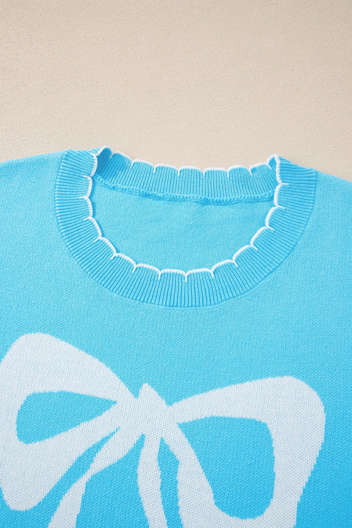 Bow Tie Contrast Stitch 3/4 Sleeve Sweater