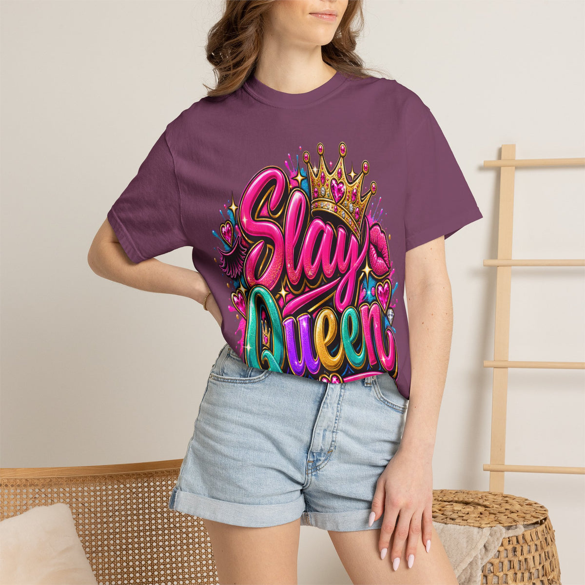 Slay Queen graphic T-Shirt | Crown graffiti style