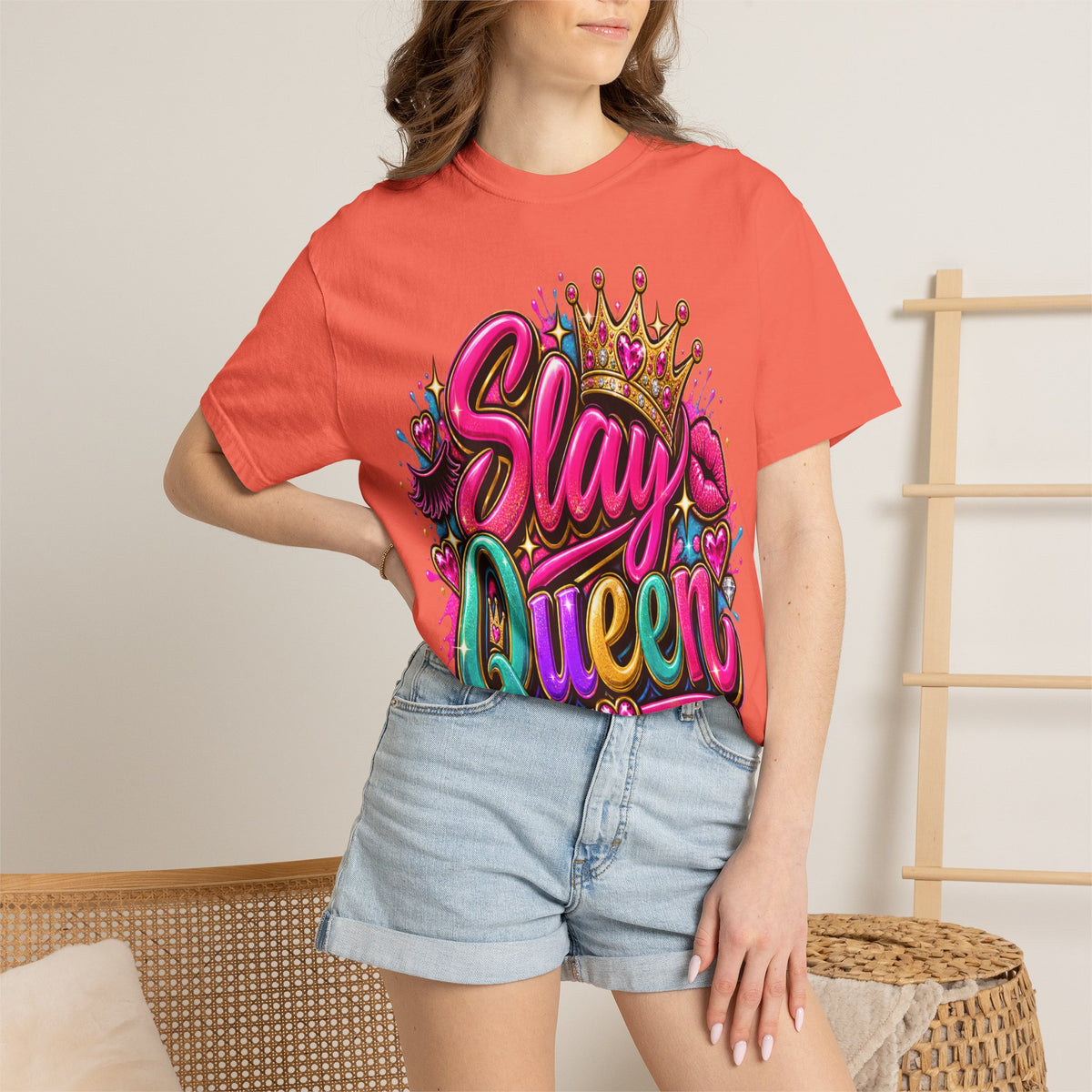Slay Queen graphic T-Shirt | Crown graffiti style