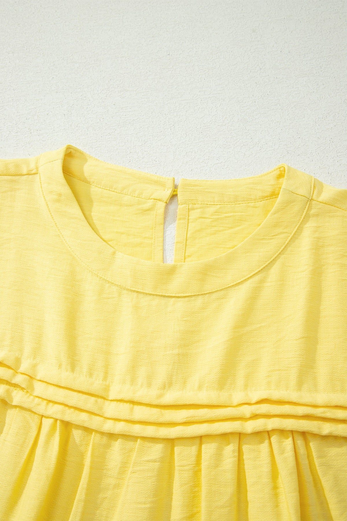 Solid Pleated Tie Sleeve Babydoll Blouse