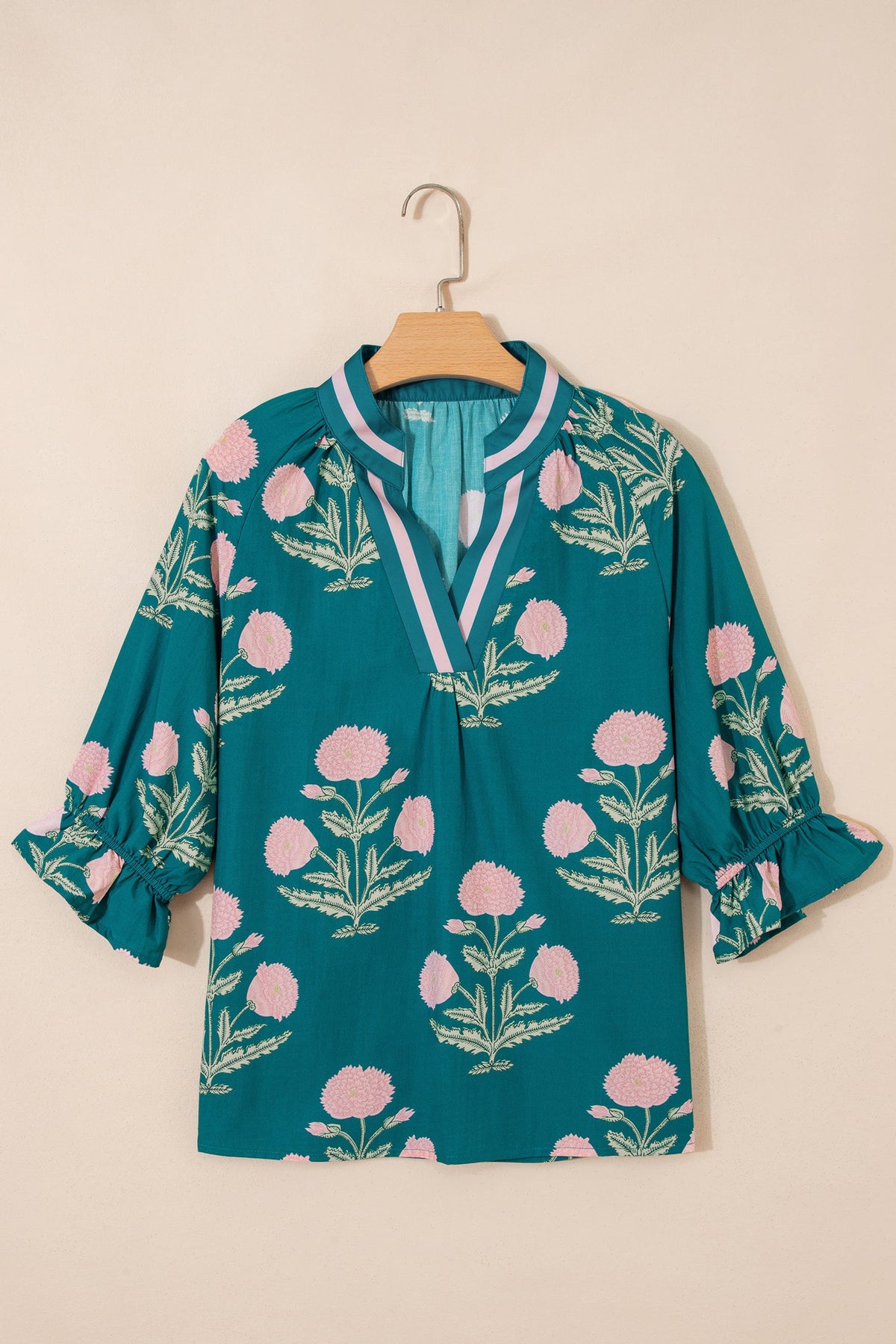 Flower Contrast V-Neck 3/4 Sleeve Blouse