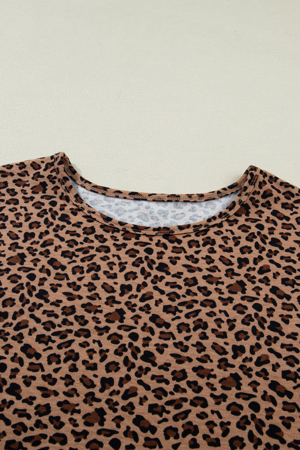 Plus Size Leopard Top & Pleated Pants Set