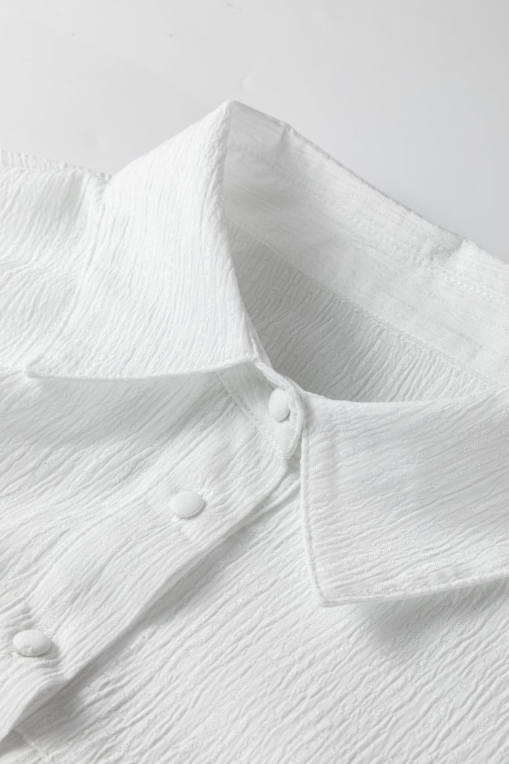 Solid Crinkled Lantern Sleeve Buttoned Shirt