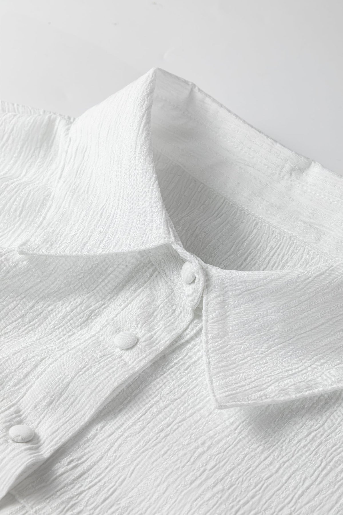 Solid Crinkled Lantern Sleeve Buttoned Shirt