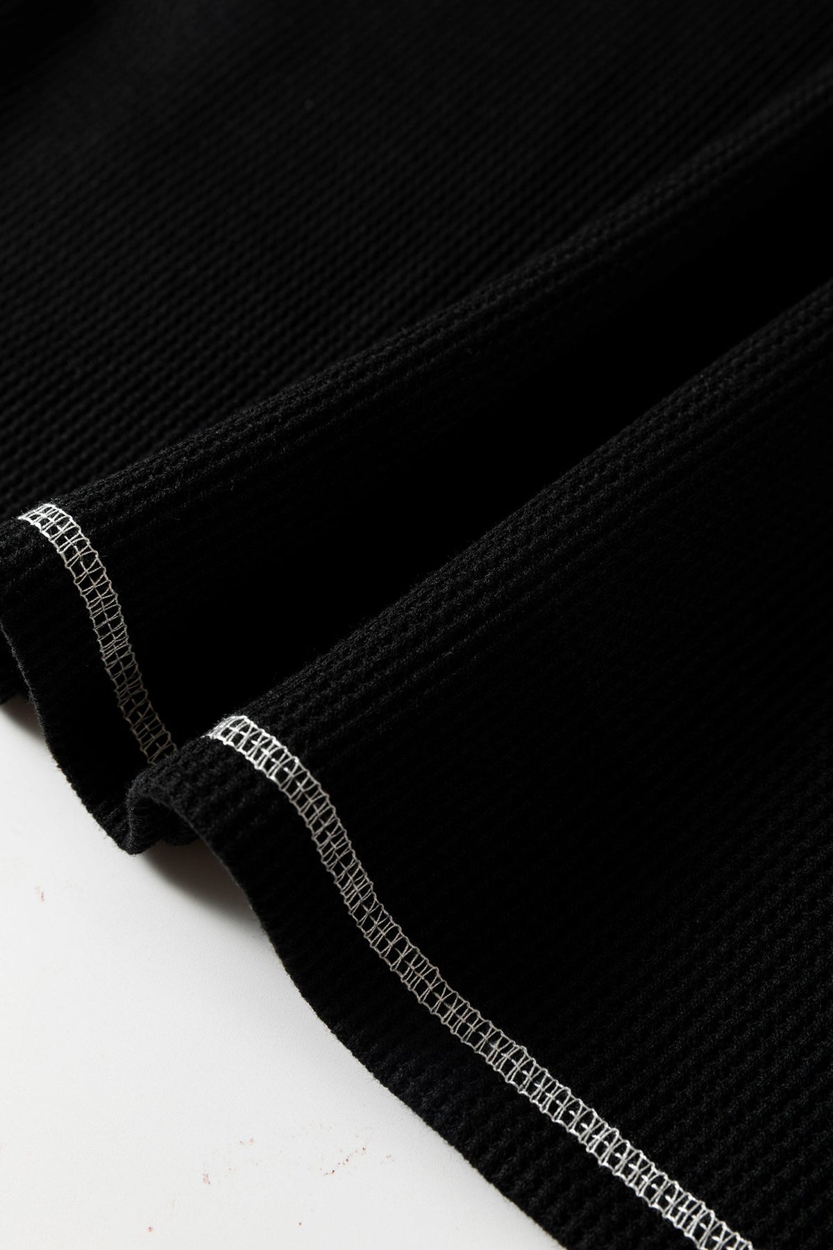Waffle Textured Contrast Trim V-Neck Tee