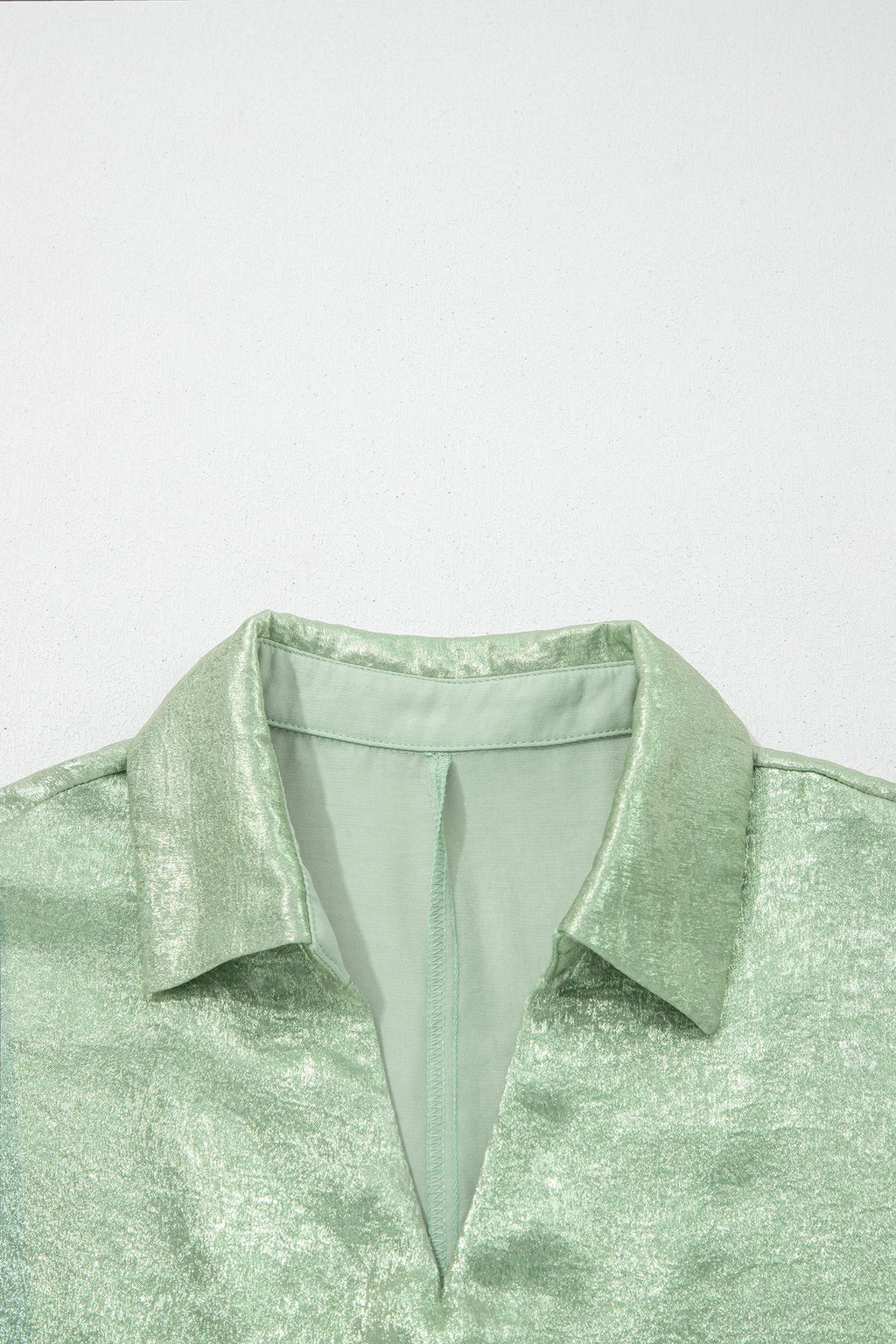 Metallic Collared V-Neck 3/4 Sleeve Top
