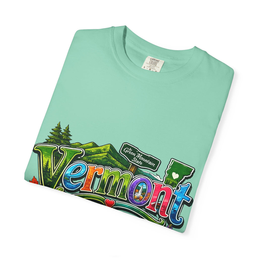 Vermont postcard collage T-shirt | State travel design
