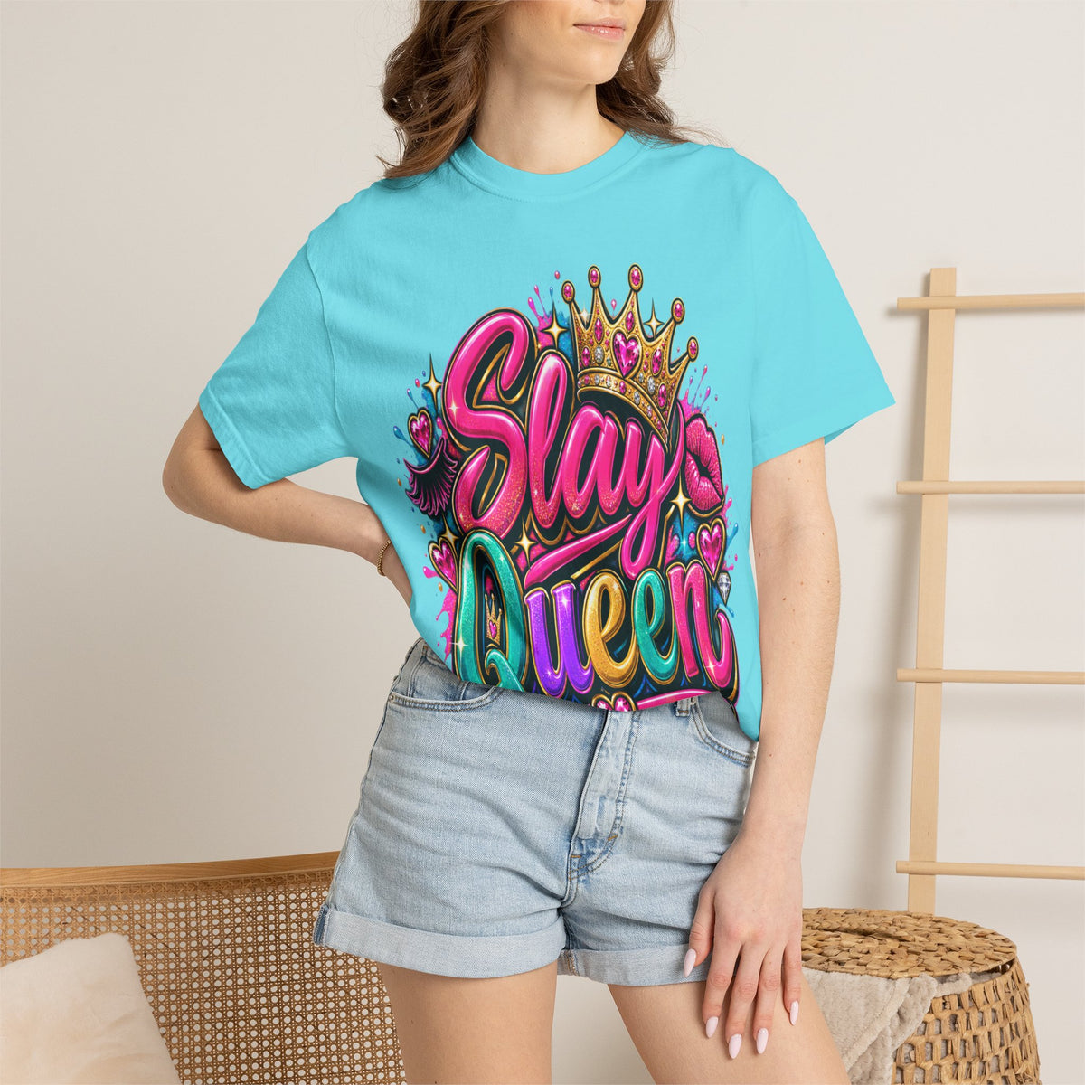 Slay Queen graphic T-Shirt | Crown graffiti style