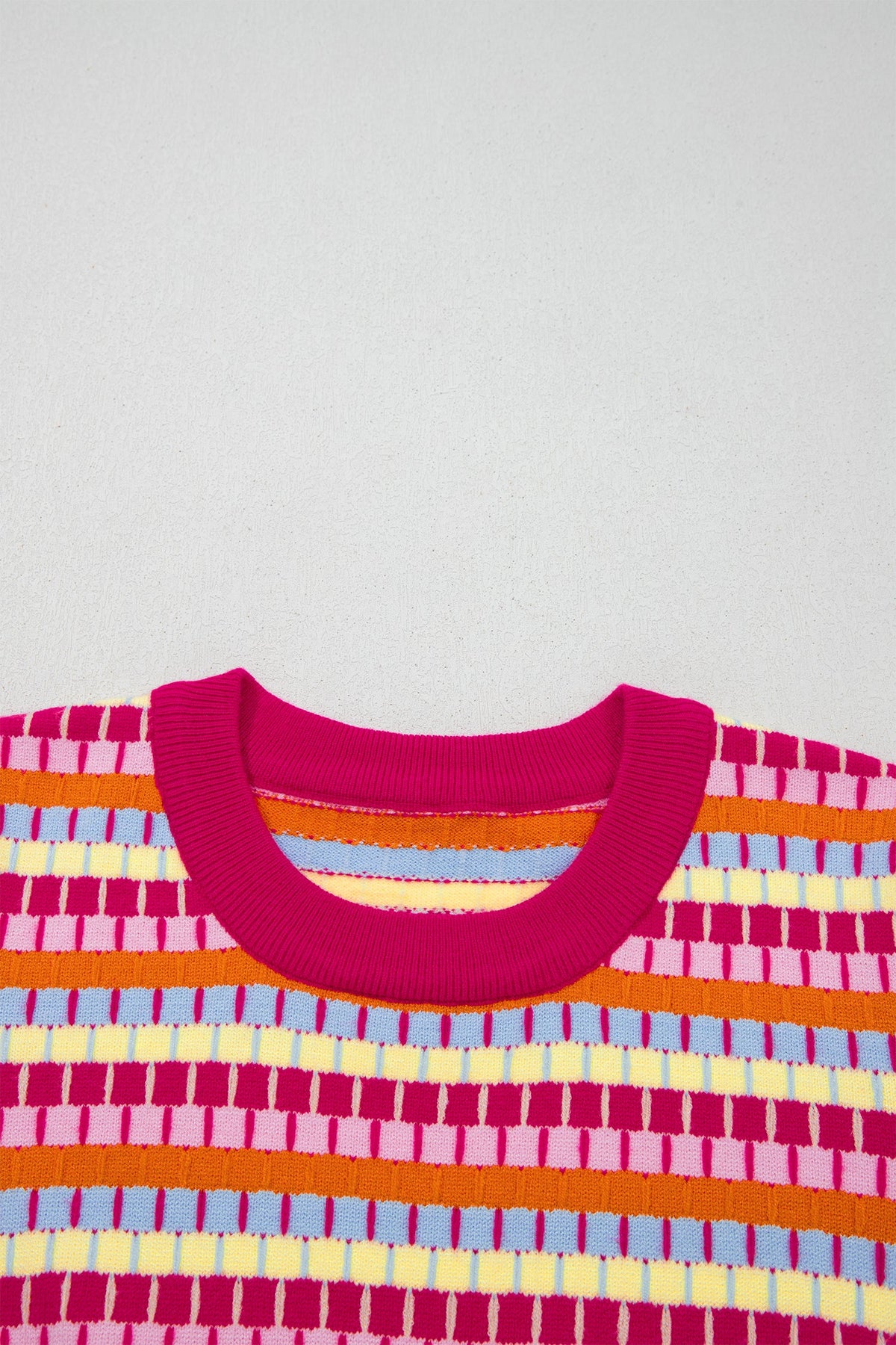 Abstract Stripe Short Sleeve Sweater Knit Top