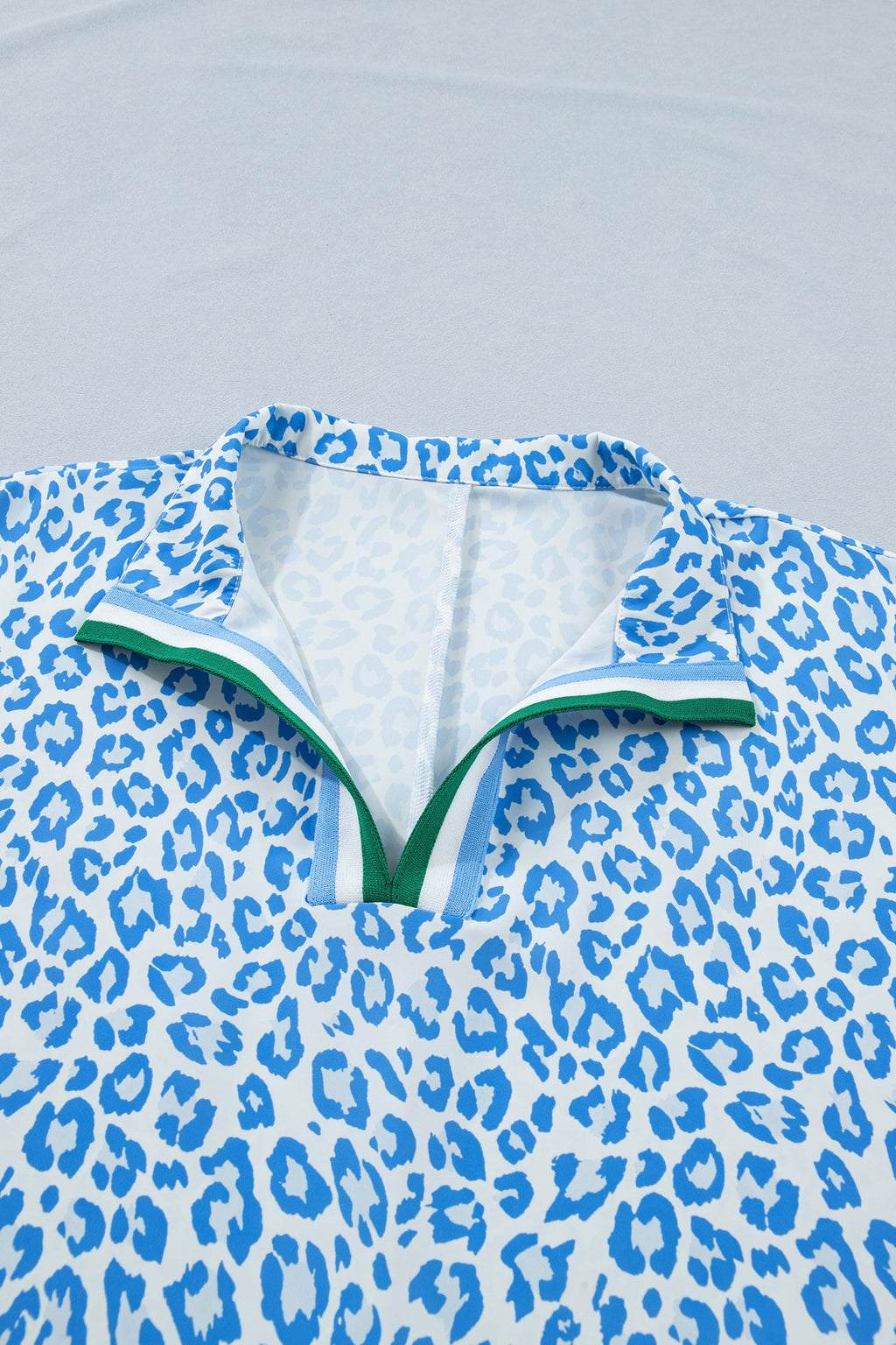 Plus Size Leopard Stripe V-Neck Short Sleeve Blouse