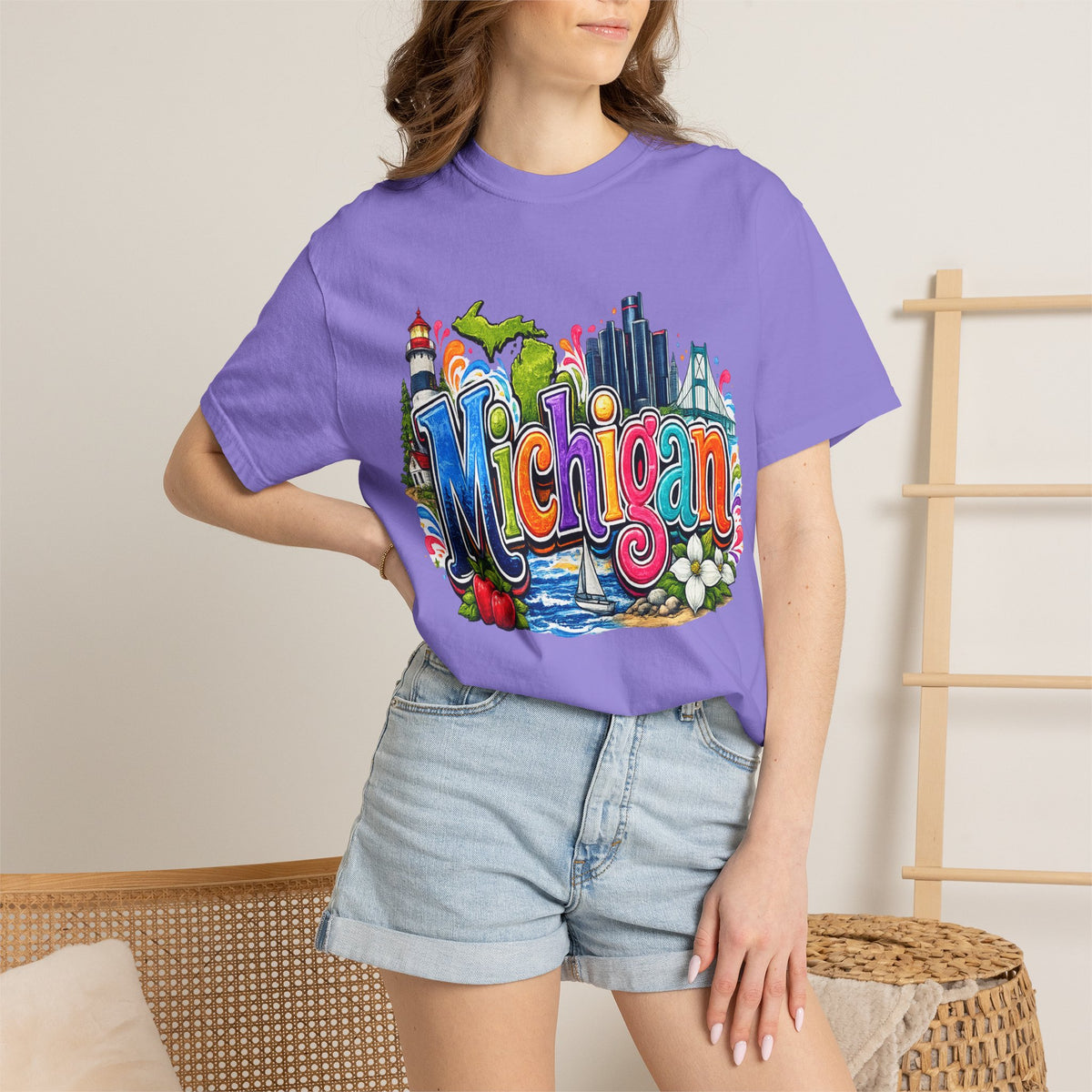 Michigan State Scene T-Shirt | Lighthouse, Skyline, Great Lakes