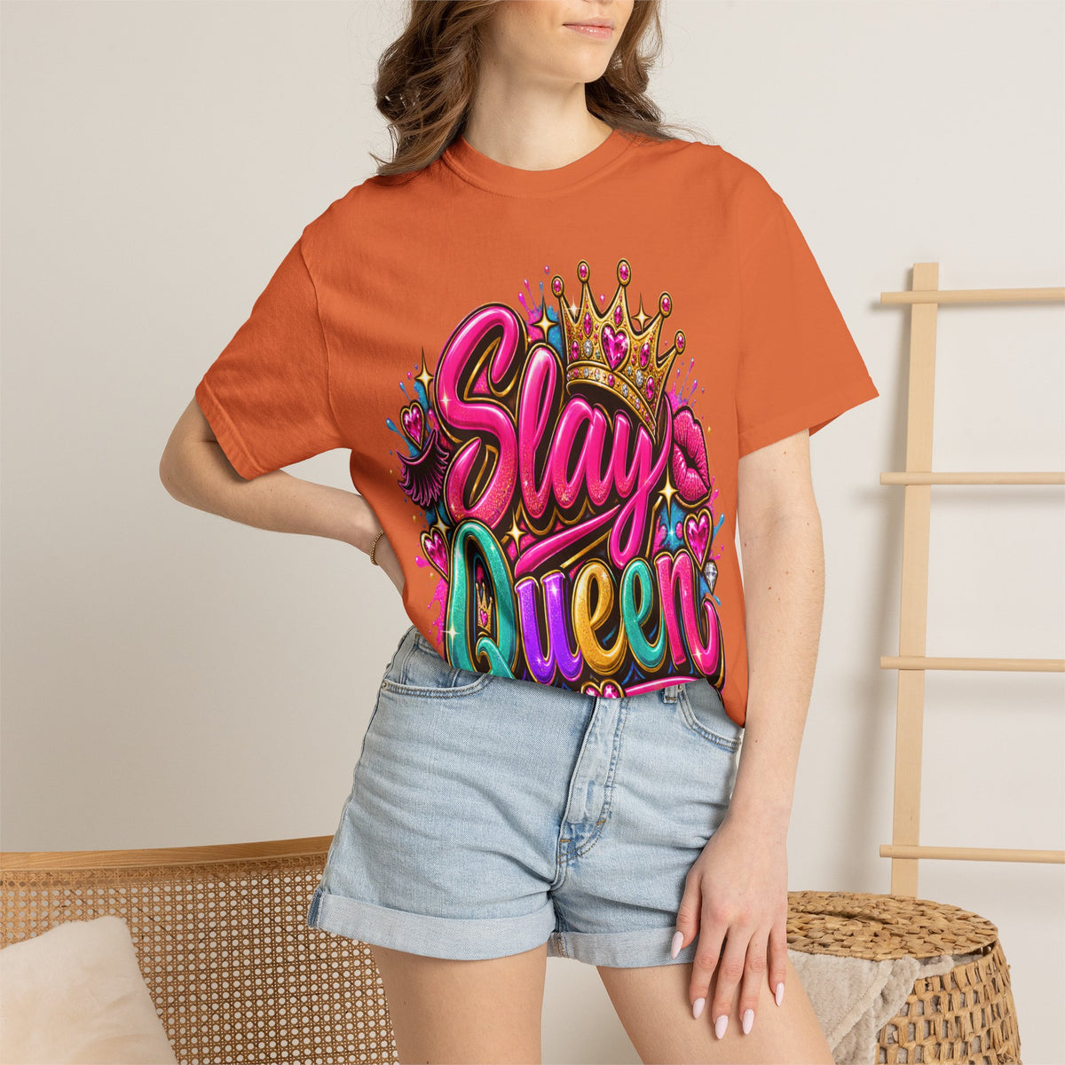 Slay Queen graphic T-Shirt | Crown graffiti style