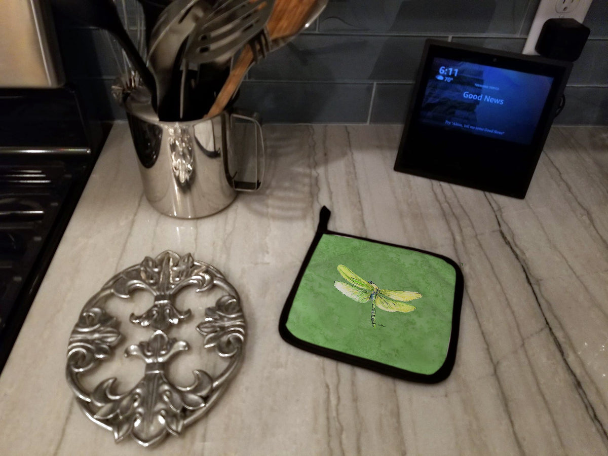 Dragonfly on Avacado Pot Holder Set of 2 Heat Resistant Quilted Hot Pads 7.5 x 7.5 Inch, Insulated Kitchen Trivets for Cooking & Baking