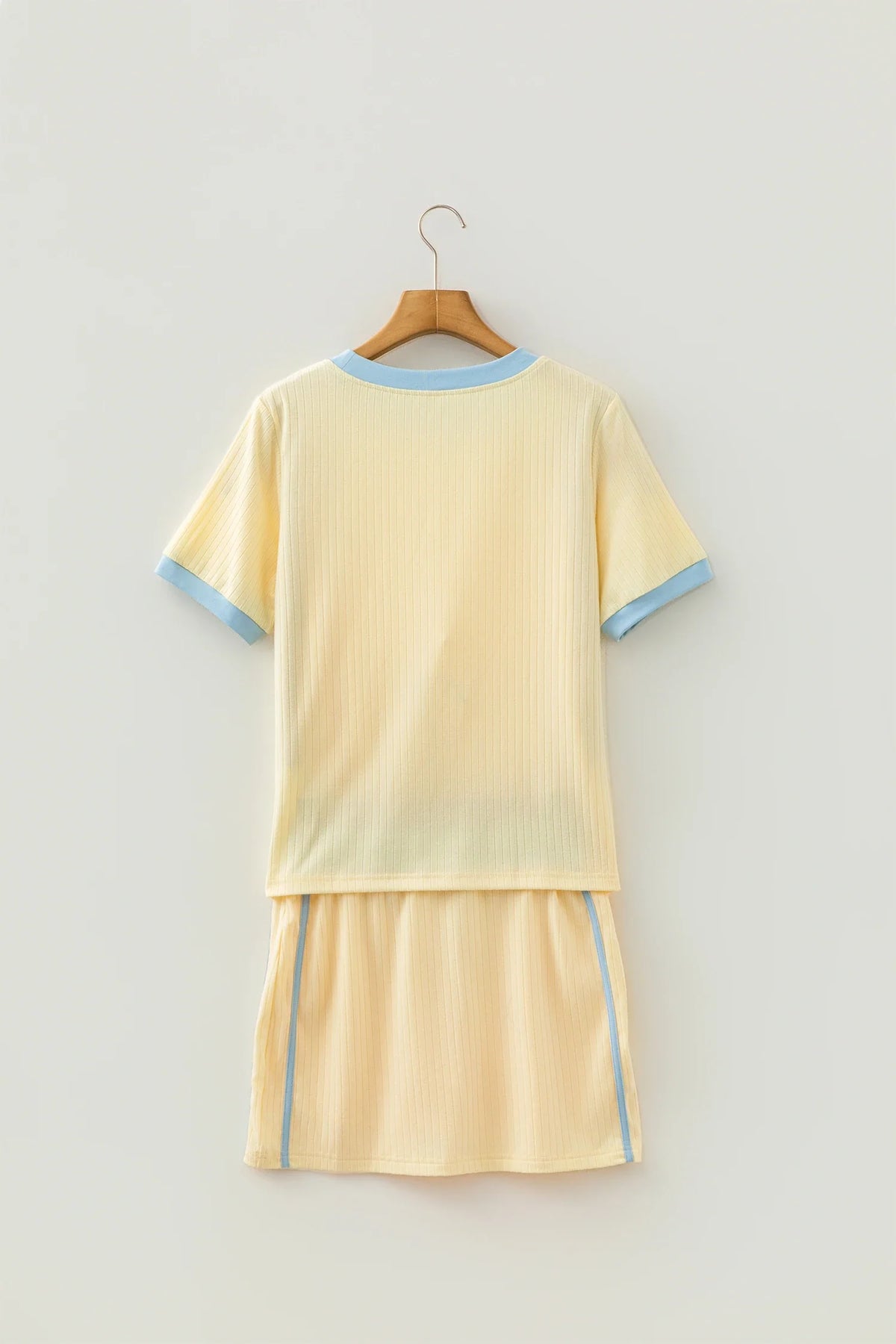 Colorblock Trim Ribbed Tee & Drawstring Skirt Set