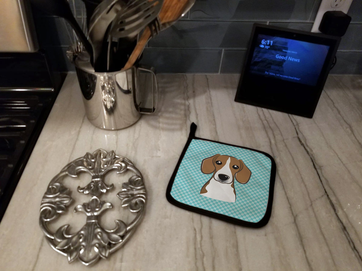 Checkerboard Blue Beagle Pot Holder Set of 2 Heat Resistant Quilted Hot Pads 7.5 x 7.5 Inch, Insulated Kitchen Trivets for Cooking & Baking