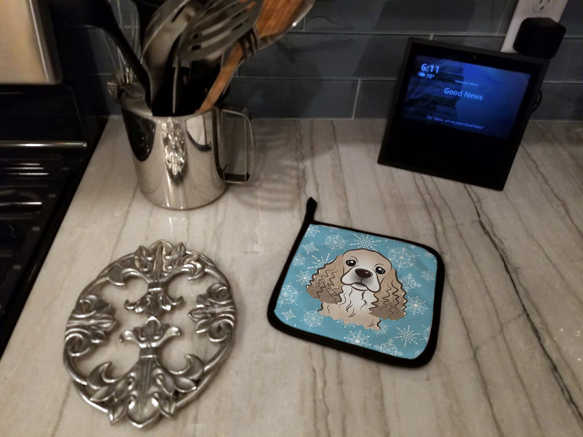 Snowflake Cocker Spaniel Pot Holder Set of 2 Heat Resistant Quilted Hot Pads 7.5 x 7.5 Inch, Insulated Kitchen Trivets for Cooking & Baking