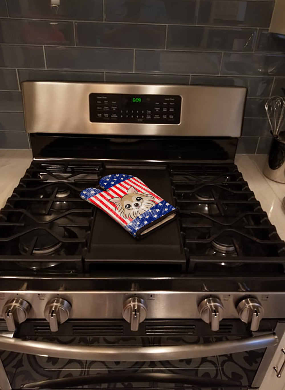 American Flag and Chihuahua Oven Mitt Heat Resistant Thick Oven Mitt for Hot Pans and Oven, Kitchen Mitt Protect Hands, Cooking Baking Glove