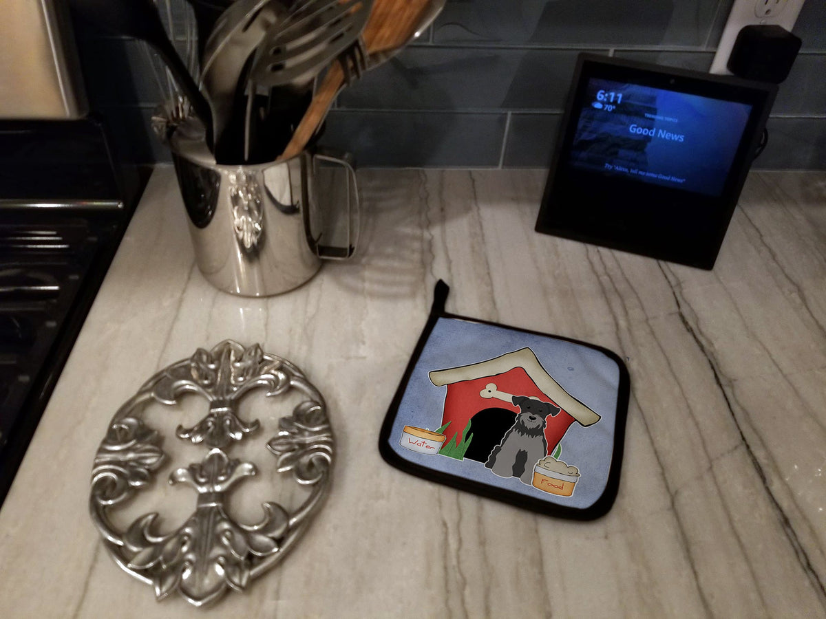Dog House Collection Miniature Schnauzer Black Silver Pot Holder Set of 2 Heat Resistant Quilted Hot Pads 7.5 x 7.5 Inch, Insulated Kitchen Trivets for Cooking & Baking