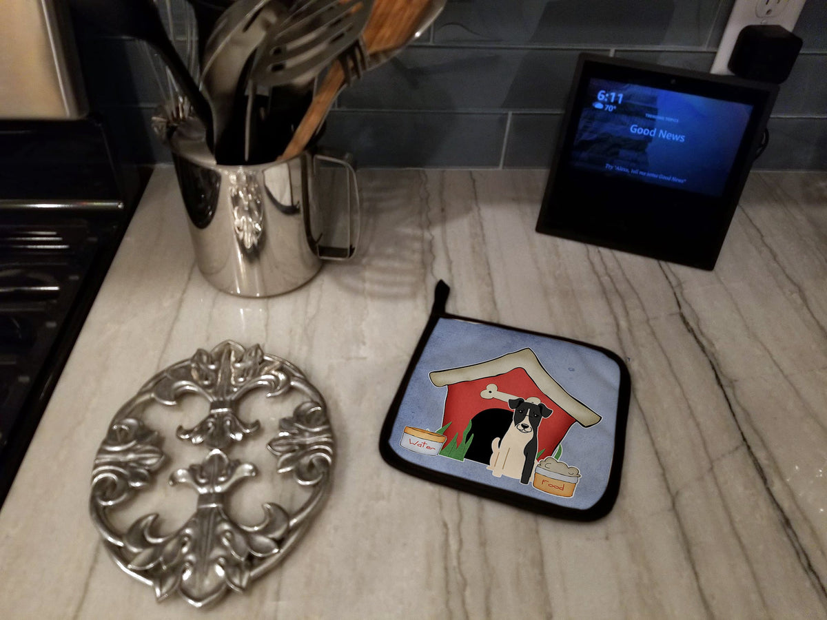 Dog House Collection Smooth Fox Terrier Pot Holder Set of 2 Heat Resistant Quilted Hot Pads 7.5 x 7.5 Inch, Insulated Kitchen Trivets for Cooking & Baking