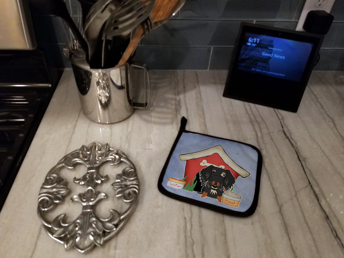 Dog House Collection Wire Haired Dachshund Dapple Pot Holder Set of 2 Heat Resistant Quilted Hot Pads 7.5 x 7.5 Inch, Insulated Kitchen Trivets for Cooking & Baking