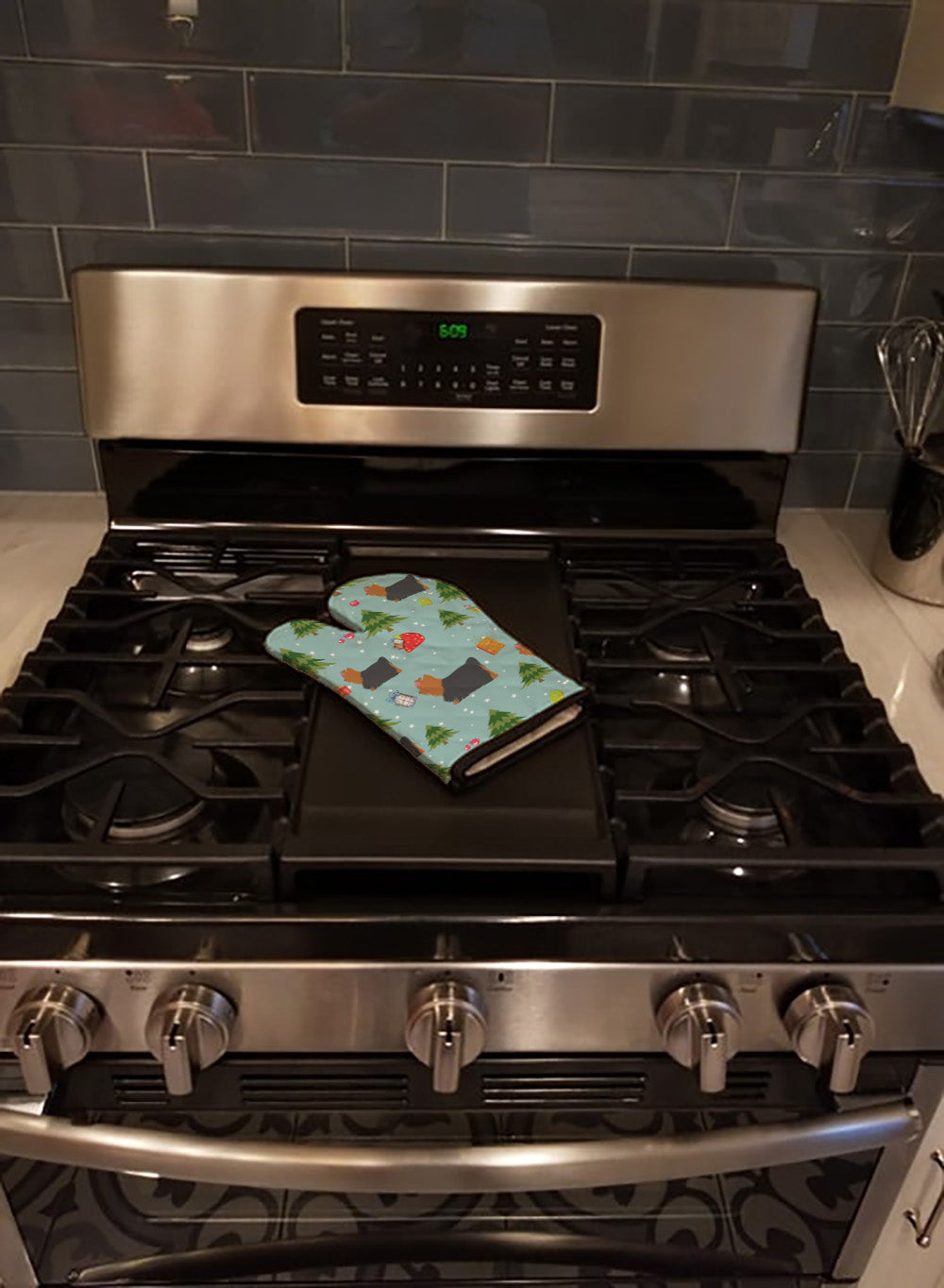 Christmas Yorkshire Terrier Yorkie Oven Mitt Heat Resistant Thick Oven Mitt for Hot Pans and Oven, Kitchen Mitt Protect Hands, Cooking Baking Glove