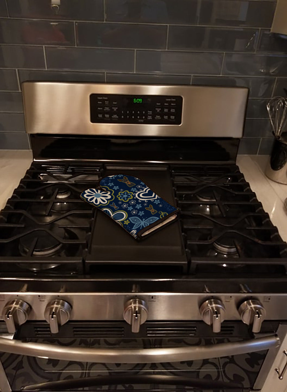Blue Flowers Min Pin Oven Mitt Heat Resistant Thick Oven Mitt for Hot Pans and Oven, Kitchen Mitt Protect Hands, Cooking Baking Glove