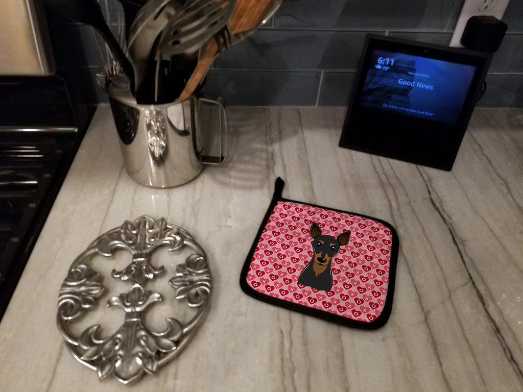 Min Pin Pot Holder Set of 2 Heat Resistant Quilted Hot Pads 7.5 x 7.5 Inch, Insulated Kitchen Trivets for Cooking & Baking
