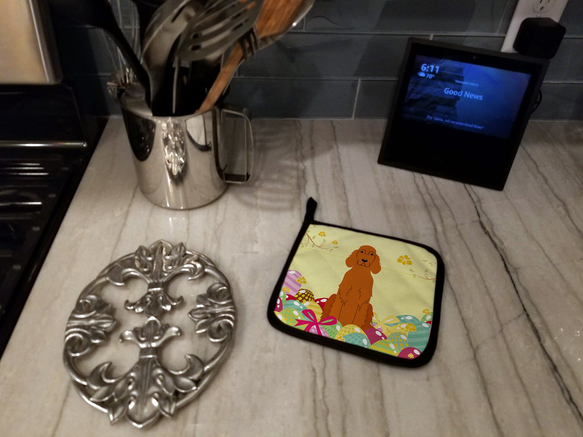 Easter Eggs Irish Setter Pot Holder Set of 2 Heat Resistant Quilted Hot Pads 7.5 x 7.5 Inch, Insulated Kitchen Trivets for Cooking & Baking