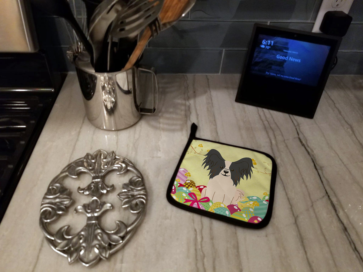 Easter Eggs Papillon Black White Pot Holder Set of 2 Heat Resistant Quilted Hot Pads 7.5 x 7.5 Inch, Insulated Kitchen Trivets for Cooking & Baking