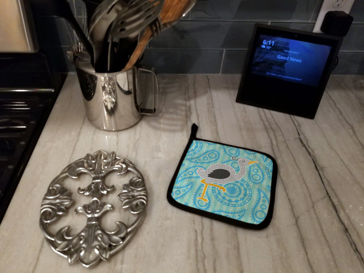 Ostrich Pot Holder Set of 2 Heat Resistant Quilted Hot Pads 7.5 x 7.5 Inch, Insulated Kitchen Trivets for Cooking & Baking
