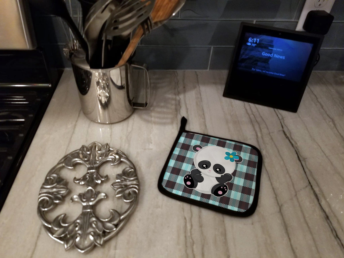 Panda on Plaid Pot Holder Set of 2 Heat Resistant Quilted Hot Pads 7.5 x 7.5 Inch, Insulated Kitchen Trivets for Cooking & Baking