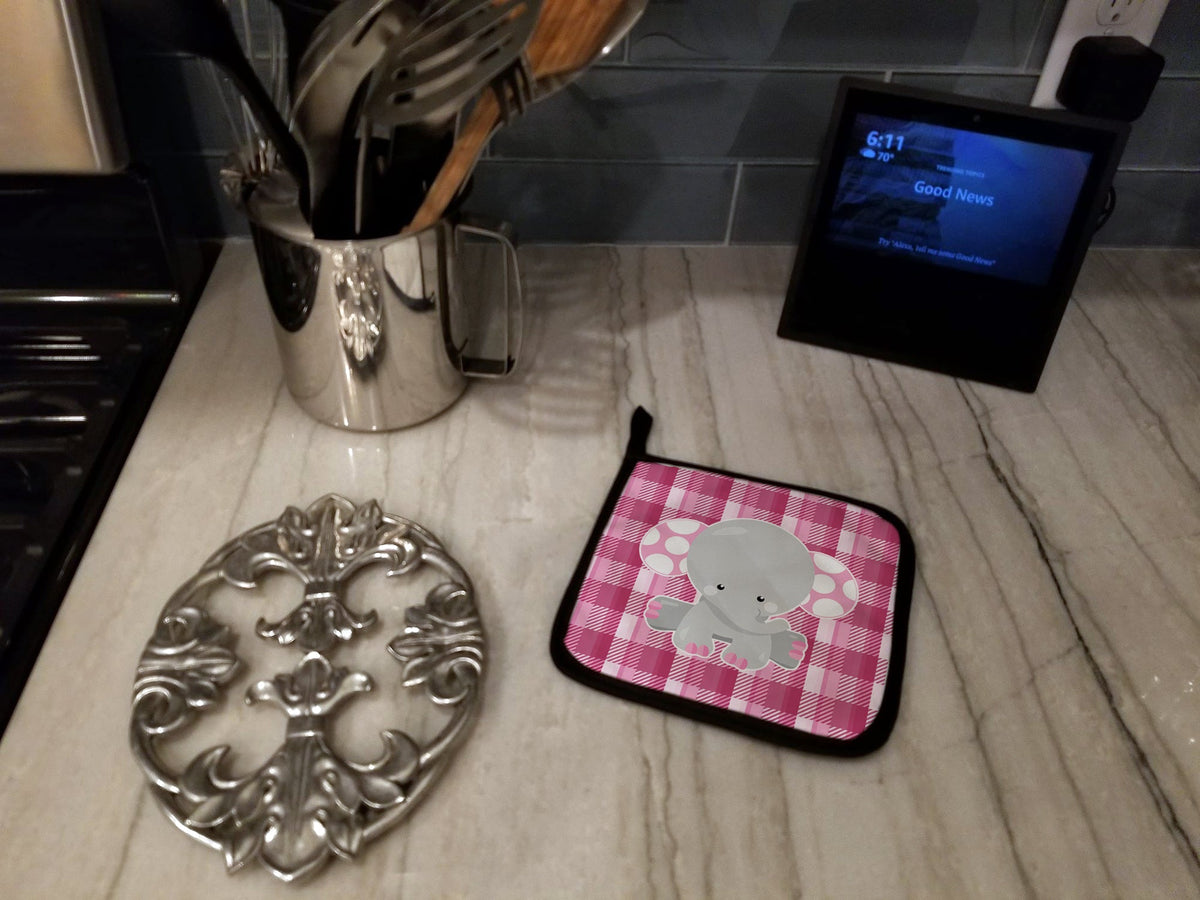Elephant Pink Gingham Pot Holder Set of 2 Heat Resistant Quilted Hot Pads 7.5 x 7.5 Inch, Insulated Kitchen Trivets for Cooking & Baking
