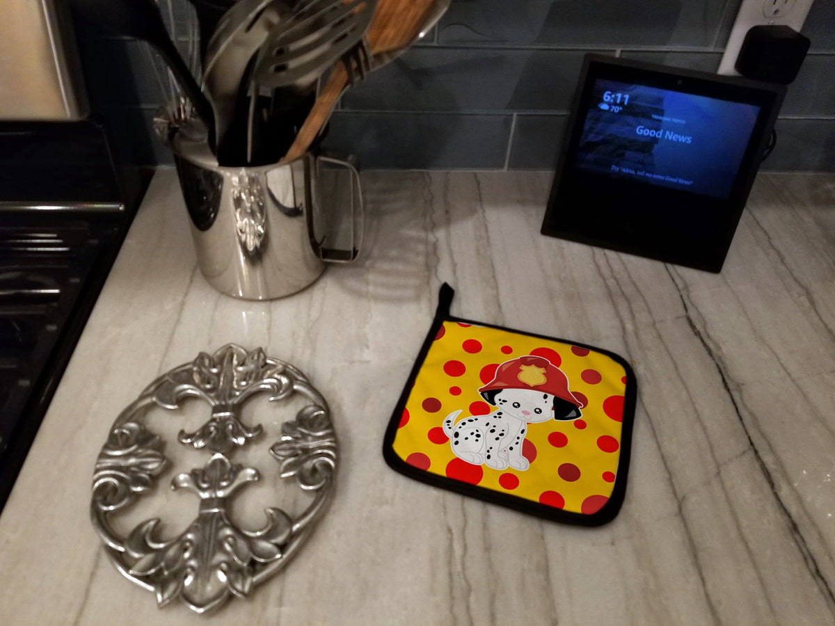 Fireman Dalmatian Puppy Pot Holder Set of 2 Heat Resistant Quilted Hot Pads 7.5 x 7.5 Inch, Insulated Kitchen Trivets for Cooking & Baking