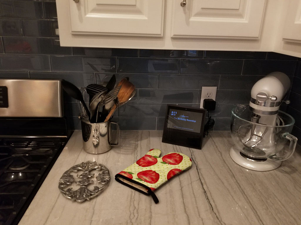 Watercolor Apples and Polkadots Oven Mitt Heat Resistant Thick Oven Mitt for Hot Pans and Oven, Kitchen Mitt Protect Hands, Cooking Baking Glove