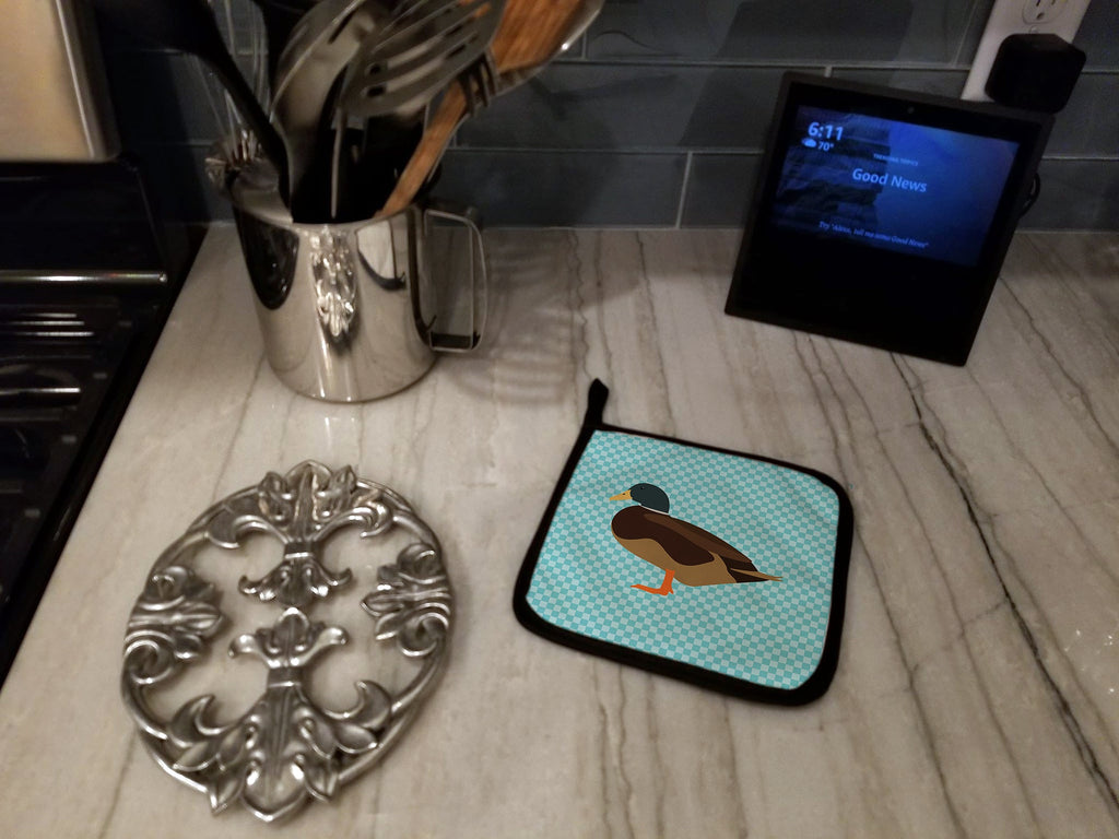 Silver Bantam Duck Blue Check Pot Holder Set of 2 Heat Resistant Quilted Hot Pads 7.5 x 7.5 Inch, Insulated Kitchen Trivets for Cooking & Baking