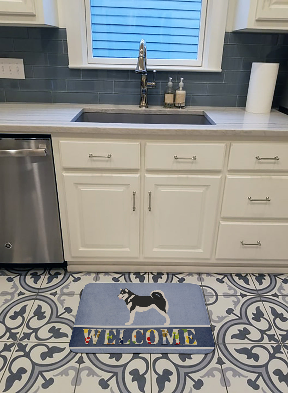 Alaskan Malamute Welcome Memory Foam Kitchen Mat Machine Washable Anti-Fatigue Cushion Comfort Bath or Kitchen Rug