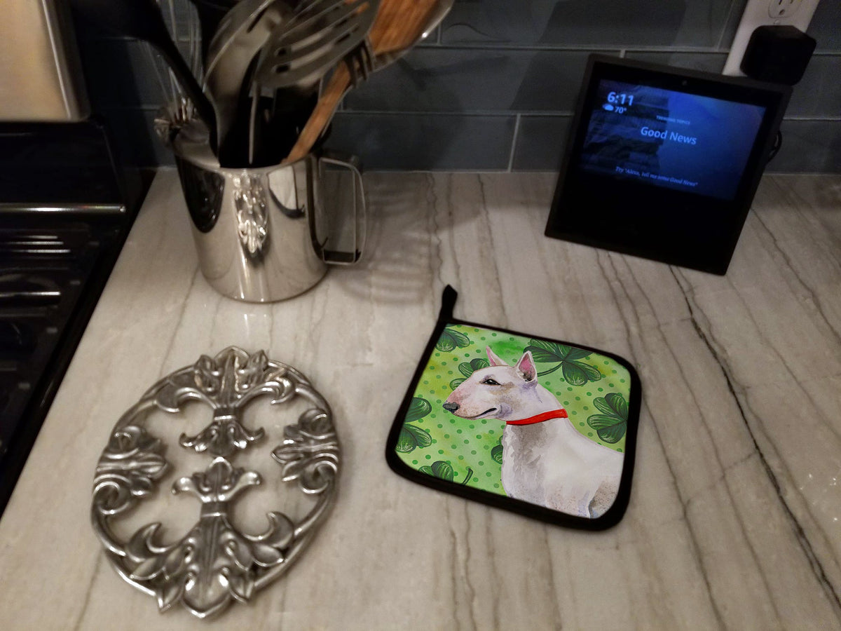 Bull Terrier St Patrick's Pot Holder Set of 2 Heat Resistant Quilted Hot Pads 7.5 x 7.5 Inch, Insulated Kitchen Trivets for Cooking & Baking