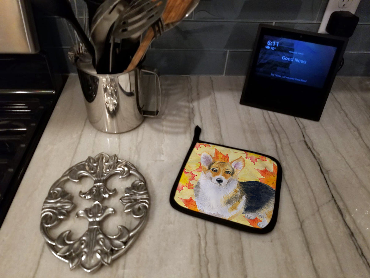 Pembroke Corgi Fall Pot Holder Set of 2 Heat Resistant Quilted Hot Pads 7.5 x 7.5 Inch, Insulated Kitchen Trivets for Cooking & Baking