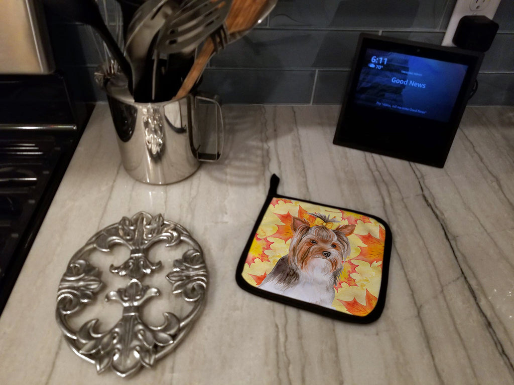 Yorkshire Terrier #2 Fall Pot Holder Set of 2 Heat Resistant Quilted Hot Pads 7.5 x 7.5 Inch, Insulated Kitchen Trivets for Cooking & Baking