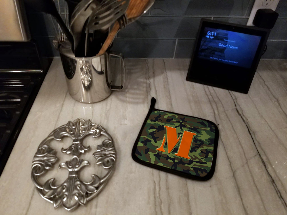 Letter M Monogram - Camo Green Pot Holder Set of 2 Heat Resistant Quilted Hot Pads 7.5 x 7.5 Inch, Insulated Kitchen Trivets for Cooking & Baking