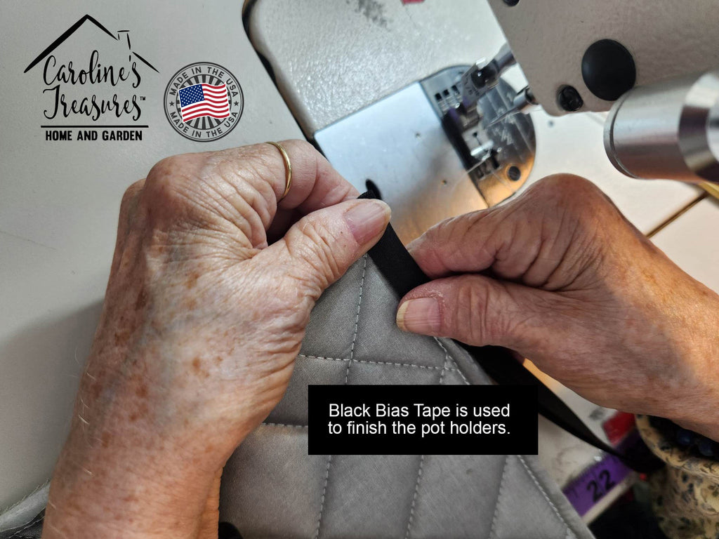 Letter N Initial Monogram - Houndstooth Black Pot Holder Set of 2 Heat Resistant Quilted Hot Pads 7.5 x 7.5 Inch, Insulated Kitchen Trivets for Cooking & Baking