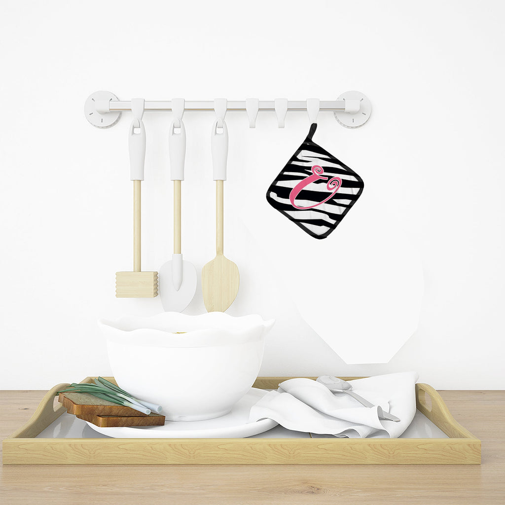 Letter U Initial Zebra Stripe and Pink Pot Holder Set of 2 Heat Resistant Quilted Hot Pads 7.5 x 7.5 Inch, Insulated Kitchen Trivets for Cooking & Baking