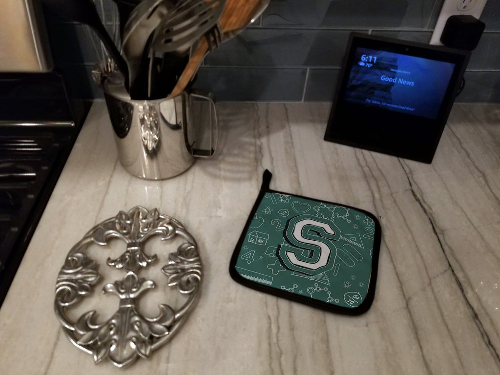 Letter S Back to School Initial Pot Holder Set of 2 Heat Resistant Quilted Hot Pads 7.5 x 7.5 Inch, Insulated Kitchen Trivets for Cooking & Baking