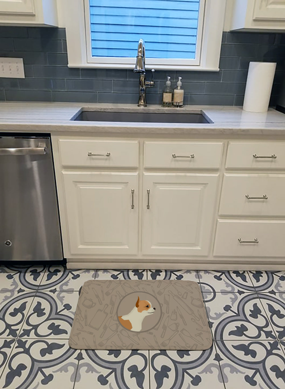 Chihuahua In the Kitchen Memory Foam Kitchen Mat Machine Washable Anti-Fatigue Cushion Comfort Bath or Kitchen Rug