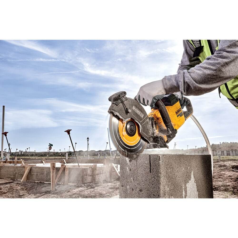 DEWALT DCS690X2 FLEXVOLT® 60V MAX* CORDLESS BRUSHLESS 9 IN. CUT-OFF SAW KIT