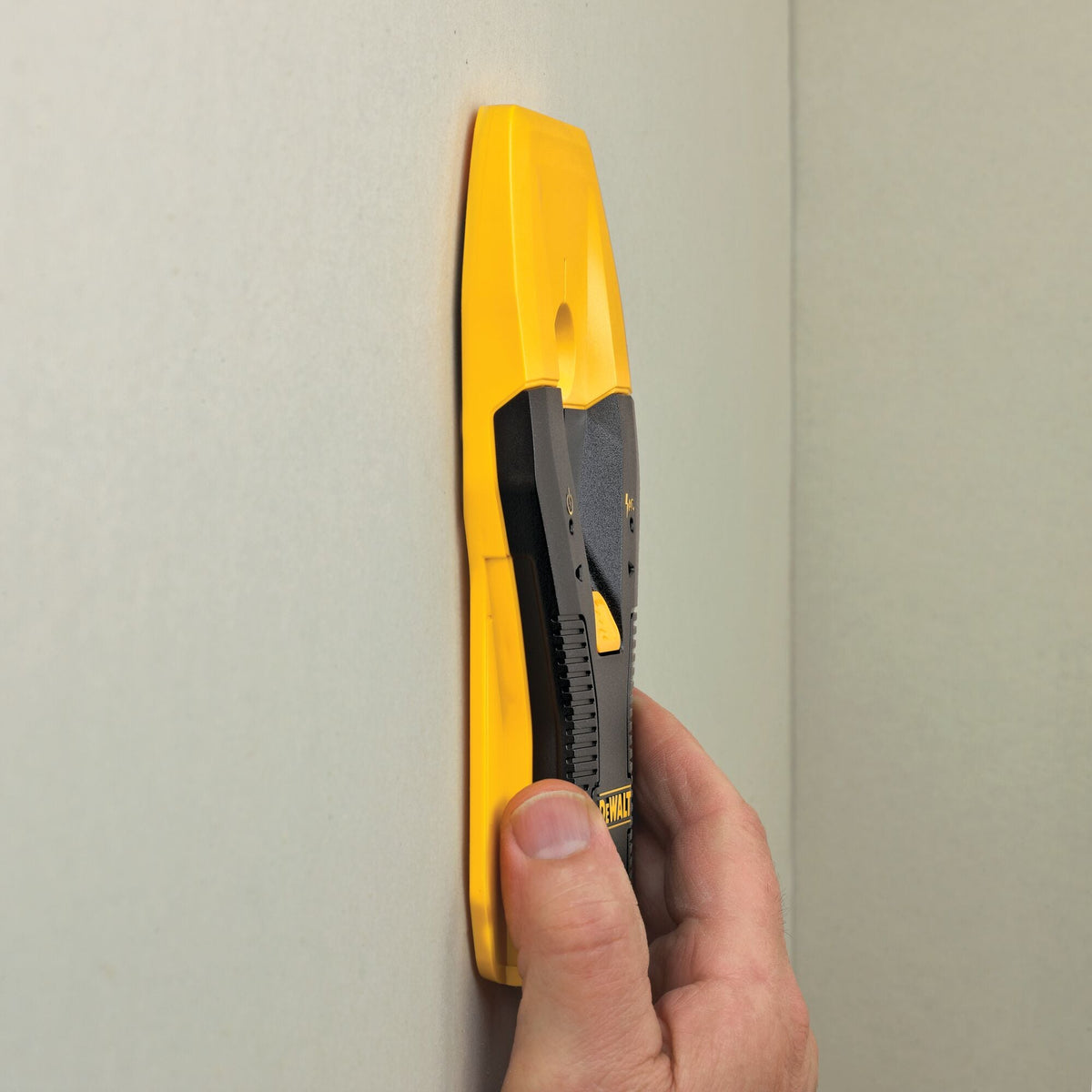 DeWalt DW0150 1/2" Stud Finder